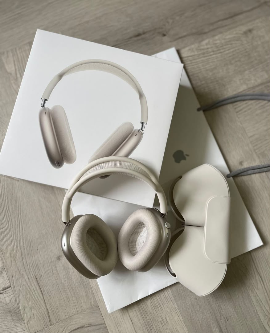 Starlight Pro AirPods Max Headphones
